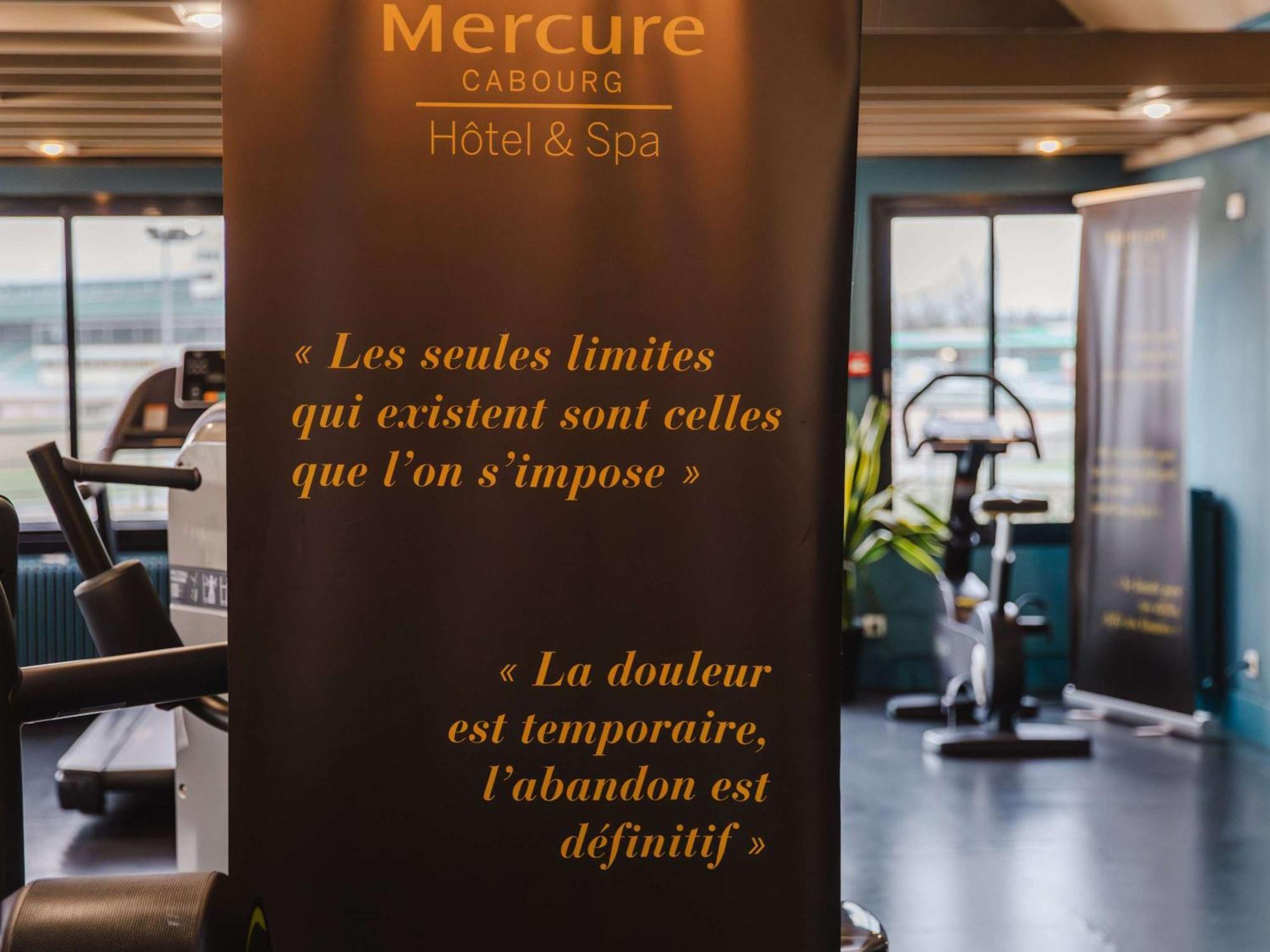 Mercure Cabourg Hotel & Spa Bagian luar foto